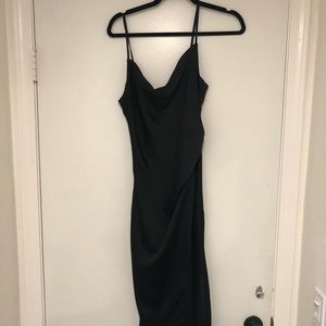Lulu’s Black Dress